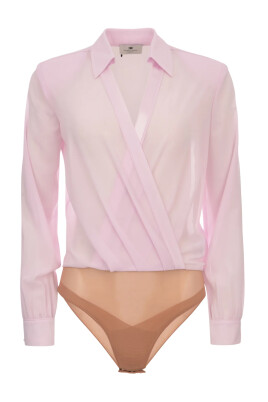 pink-satintop-med-gyldne-metalindsatser