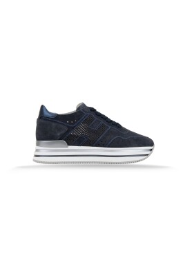 baskets-en-daim-a-lacets-pour-femme