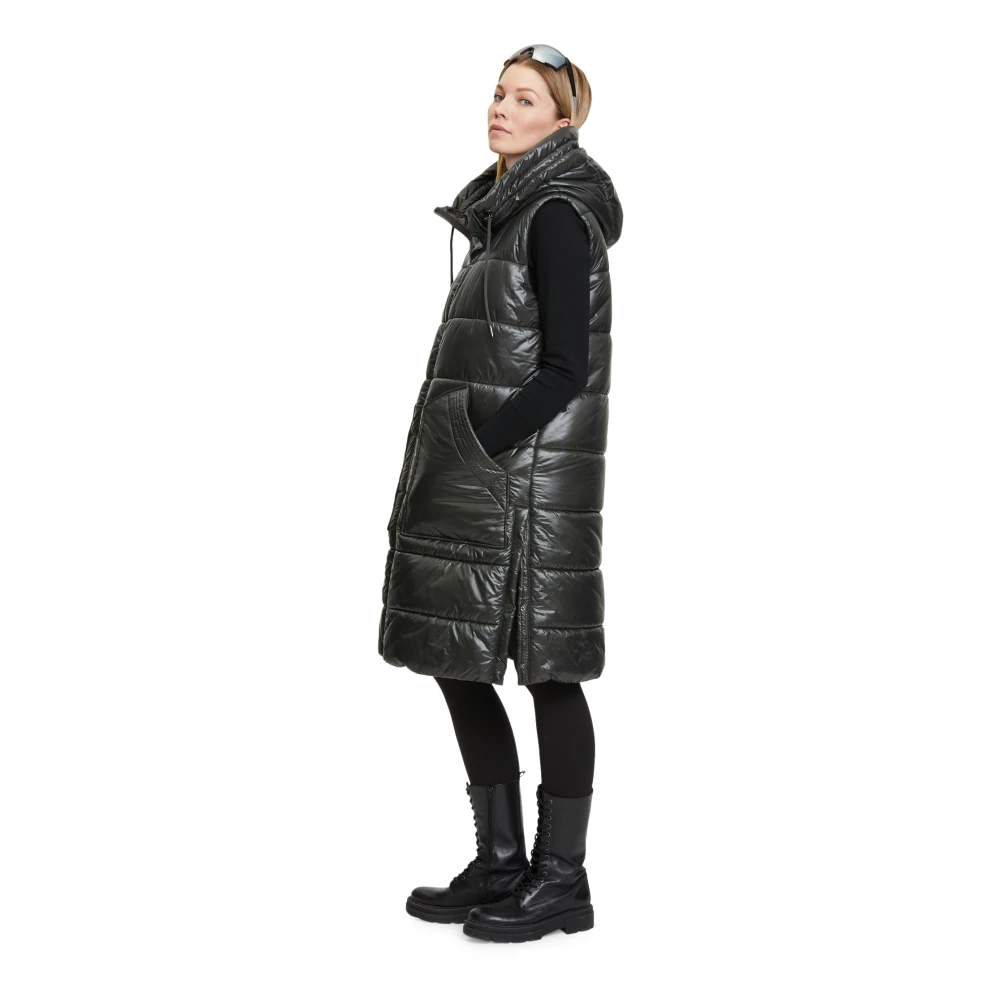 Betty Barclay Gewatteerd Vest met Capuchon Green Dames