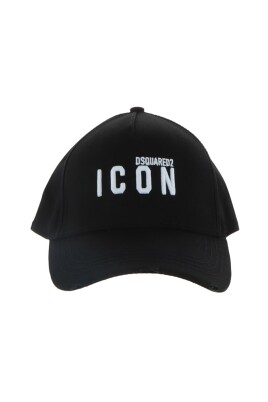 casquette-de-baseball-a-bord-use