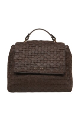 brown-woven-handbag-elegant-flap-closure
