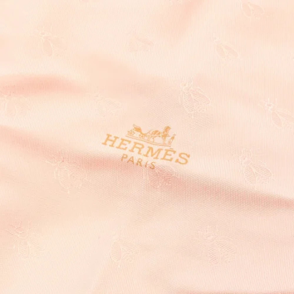Hermès Vintage Pre-owned Silk scarves Pink Dames