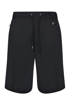 black-bermuda-shorts-stylish-logo-badge