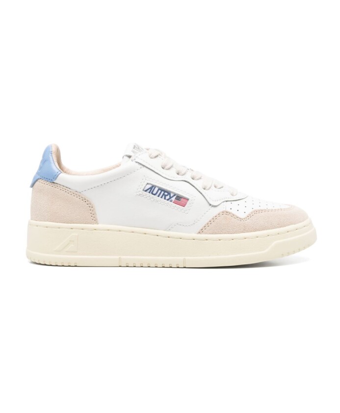 sneakers-blanches-pour-femmes