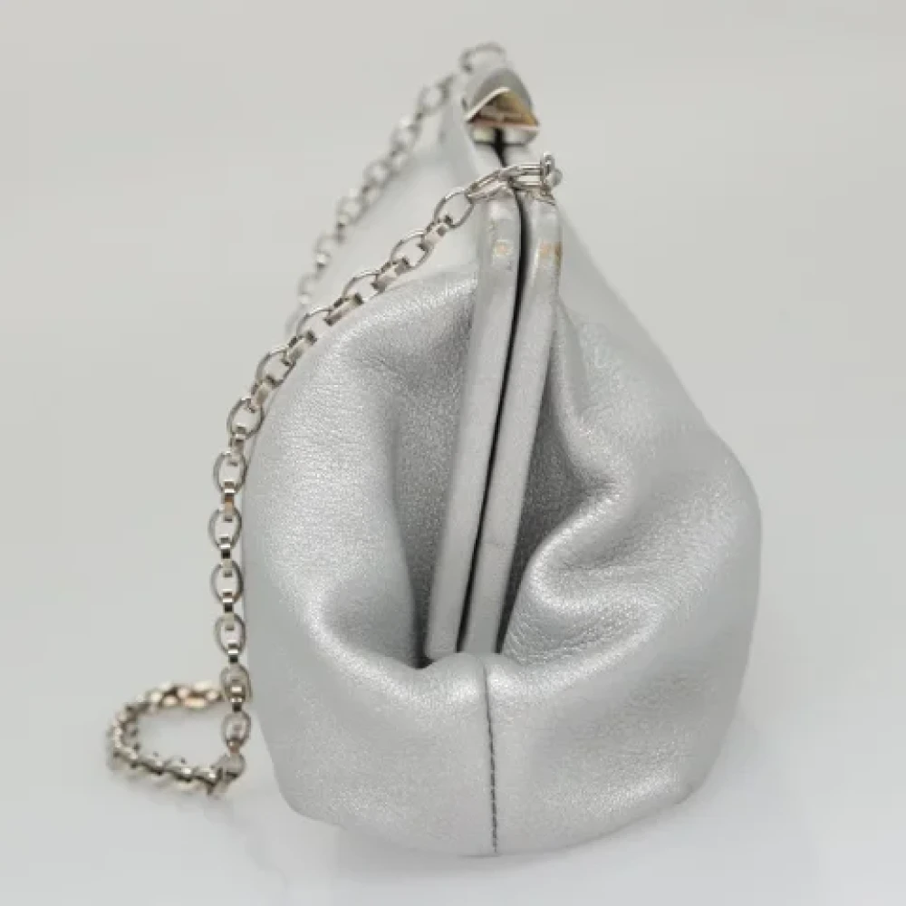Salvatore Ferragamo Pre-owned Leather shoulder-bags Gray Dames