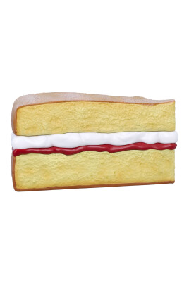 victoria-sponge-clutch-bag