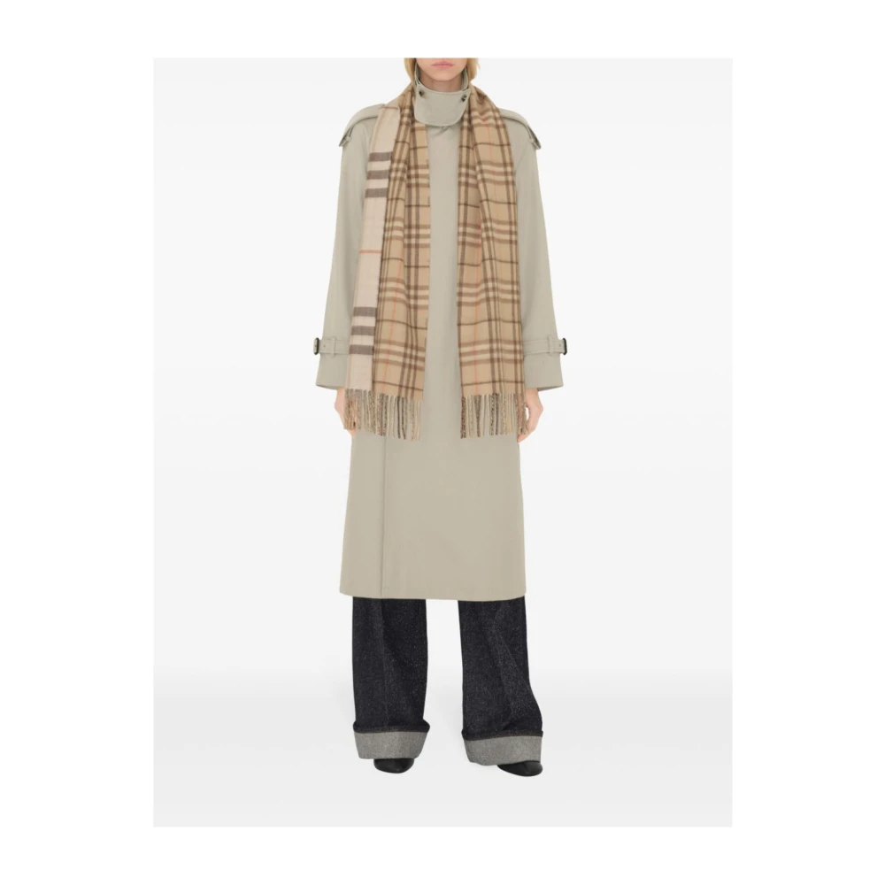 Burberry Geruite Patroon Kasjmier Sjaal met Franjes White Dames