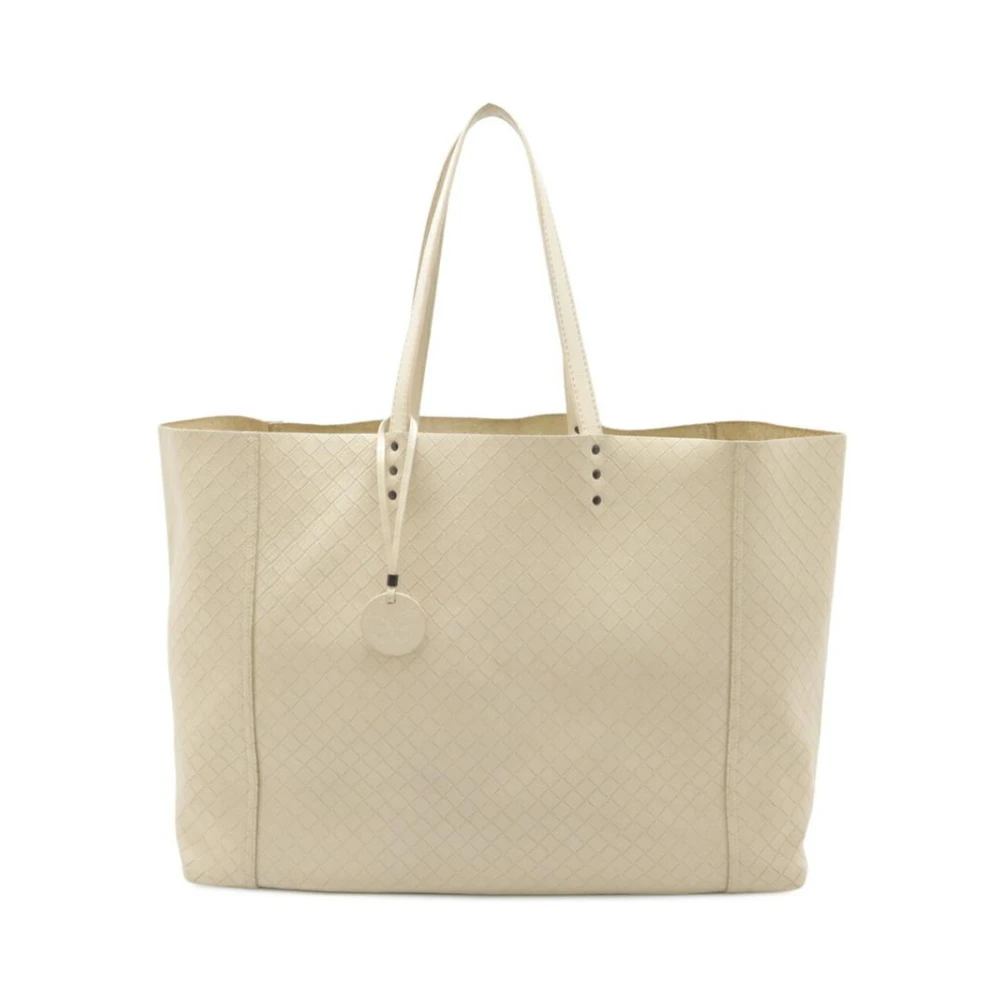 Bottega Veneta Vintage Women's White Pre-Owned Intrecciato Woven Tote