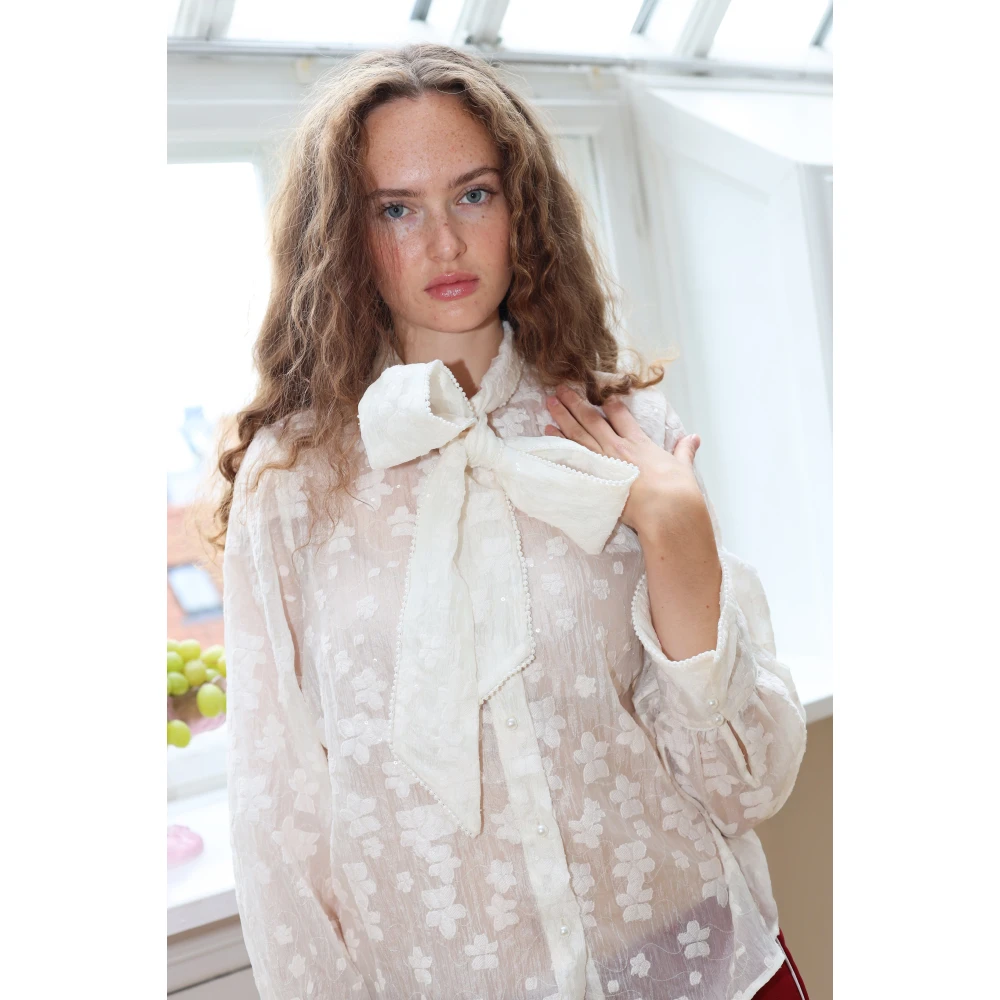Cras Bloemenpatroon Delicate Shirt Beige Dames
