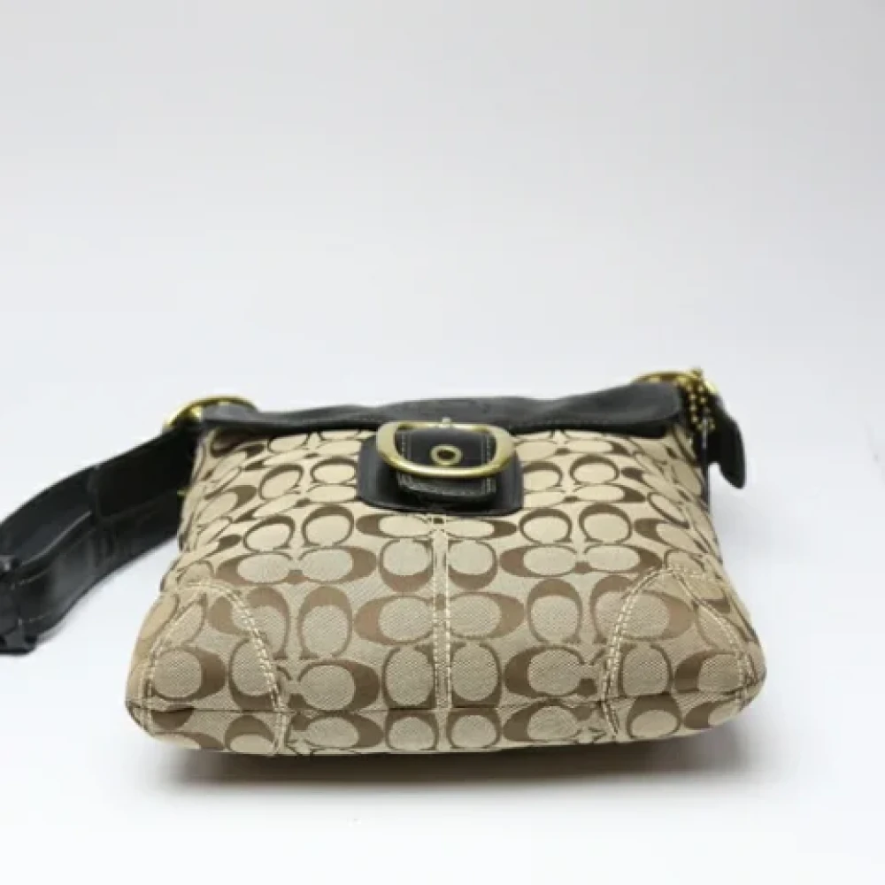 Coach Pre-owned Fabric shoulder-bags Beige Dames