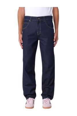classic-denim-pants-loose-fit