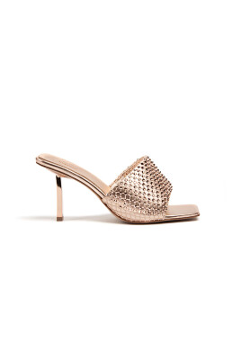 elevate-your-wardrobe-with-high-heel-sandals