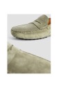 mocassin-en-daim-vert-amande