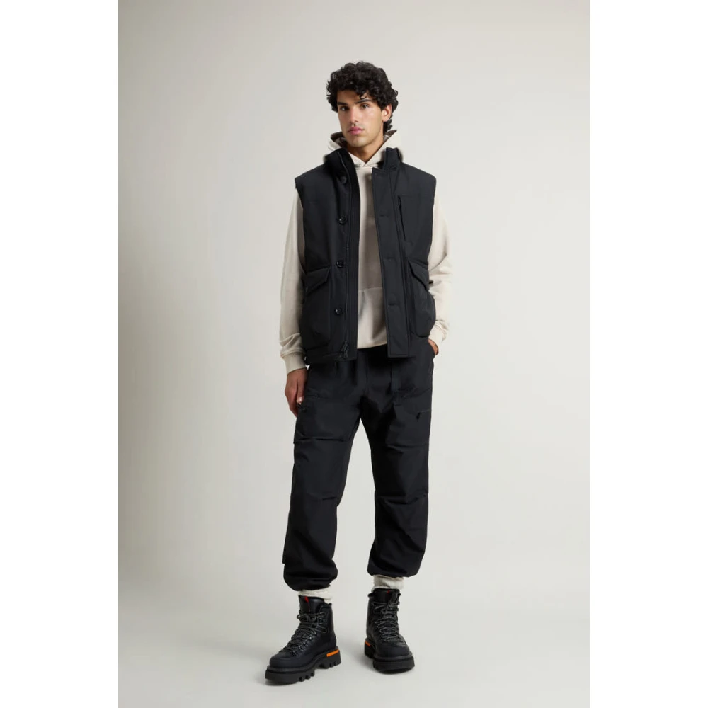 Woolrich Zwarte Ramar Vest voor Mannen Black Heren