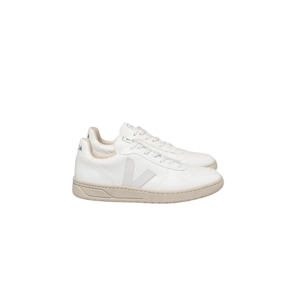Veja Men's White Leather Sporty Trainers - Sneakers - 7 Uk - Shoes