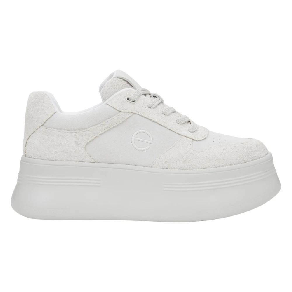 Estro Chunky Sole Soft Velour Sneakers Dames Schoenen Wit