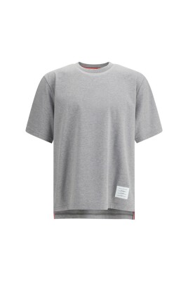 t-shirt-oversize-avec-patch-emblematique