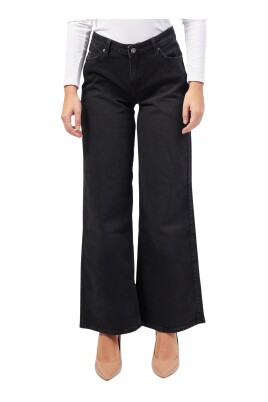 jeans-jambes-larges-noirs-pour-femmes
