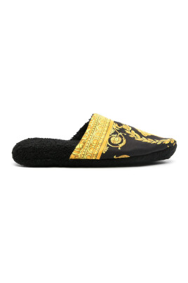 black-sandals-for-home
