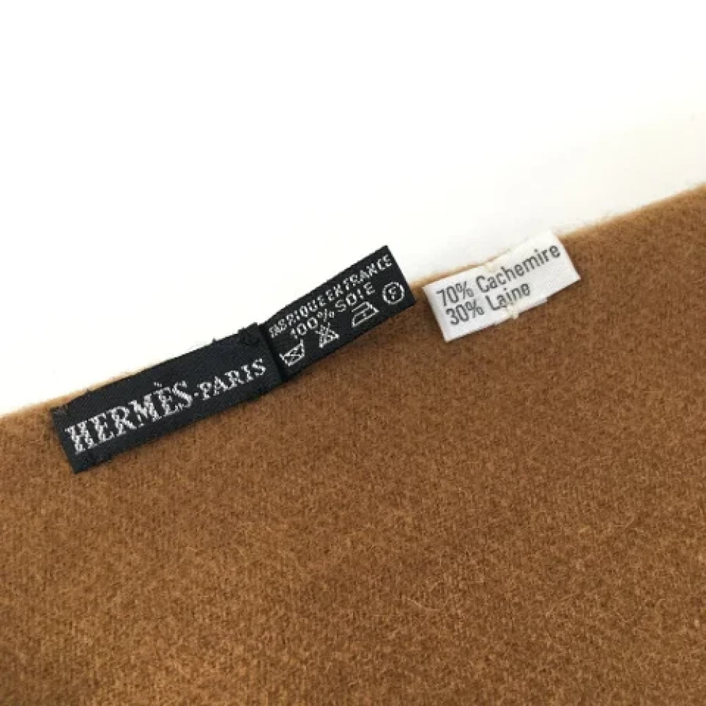 Hermès Vintage Pre-owned Cashmere scarves Brown Dames