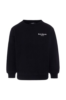 stylish-black-and-white-sweatshirt