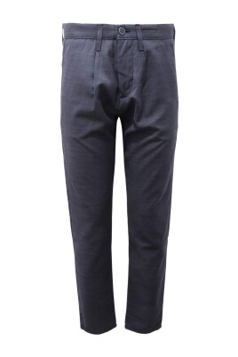 loose-fit-chino-pant-summer-style