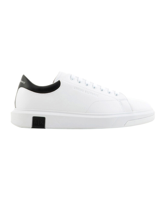 white-sneakers-leather-vietnam-made