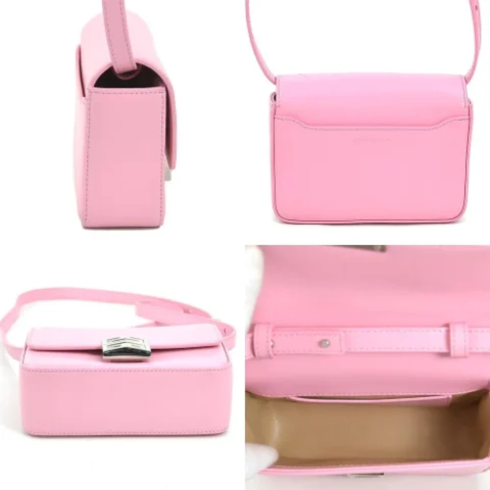 Givenchy Pre-owned Leather shoulder-bags Pink Dames