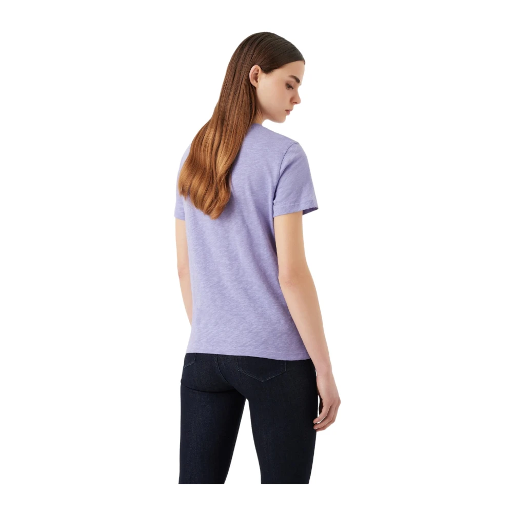 Emporio Armani Stijlvolle T-shirts voor mannen en vrouwen Purple Dames