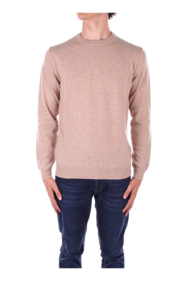 beige-troja-modell-altezza