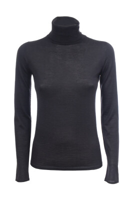 high-neck-knit-turtleneck