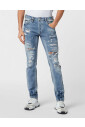 slim-fit-jeans