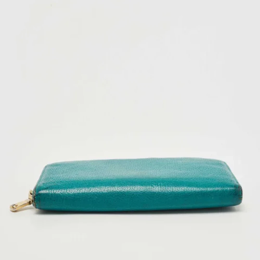 Miu Pre-owned Leather wallets Green Dames