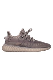 Sneakersy