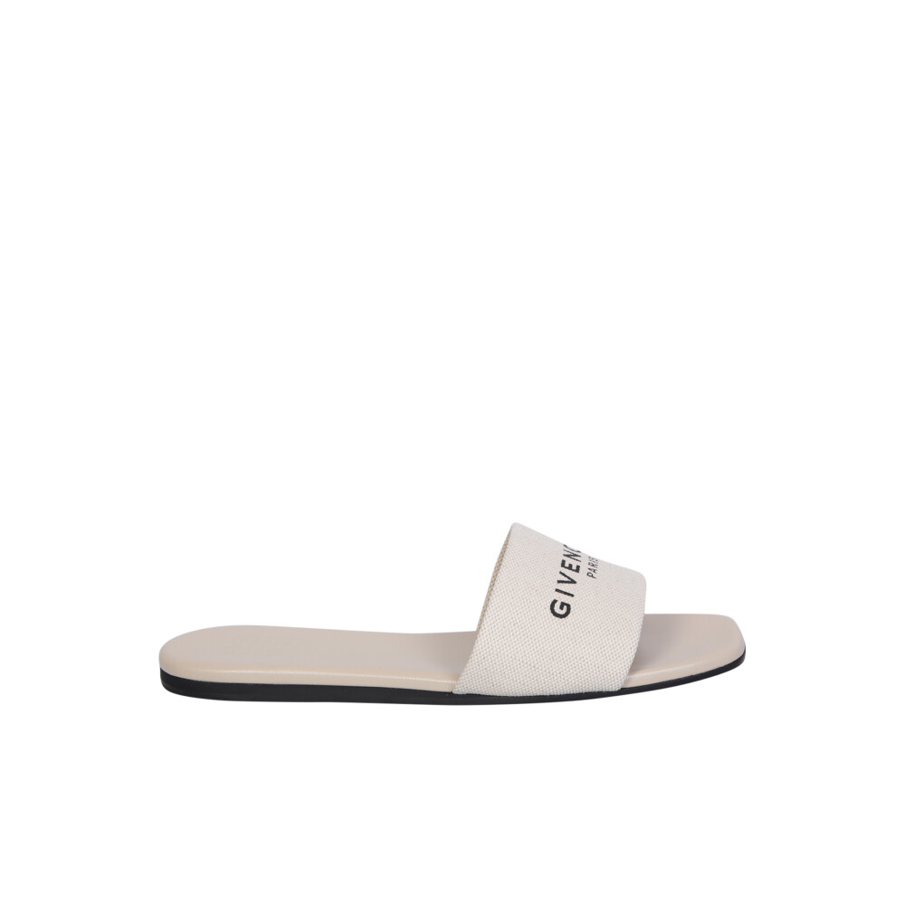 Sandalias Beige Minimalistas con Punta Cuadrada Givenchy Sandalias