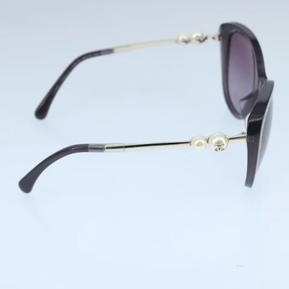 Chanel Vintage Pre-owned Plastic sunglasses Purple Dames