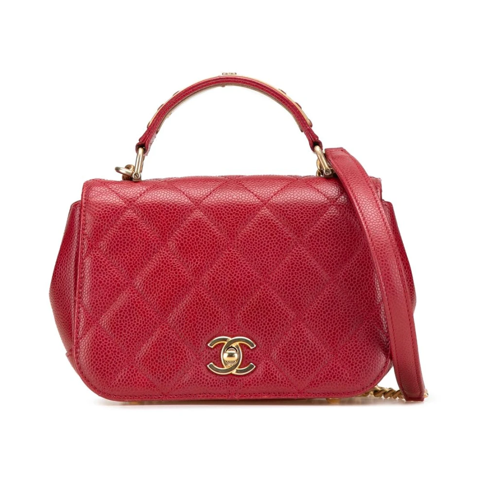 Chanel Vintage Women's Red Pre-Owned Chanel Quilted Caviar Leather Handbag