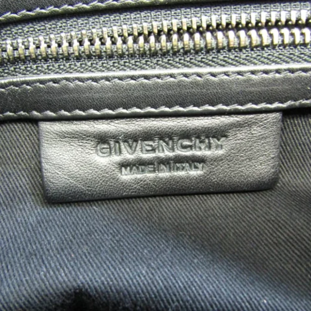 Givenchy Pre-owned Leather shoulder-bags Beige Dames