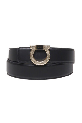 black-calfskin-belt-with-metal-buckle