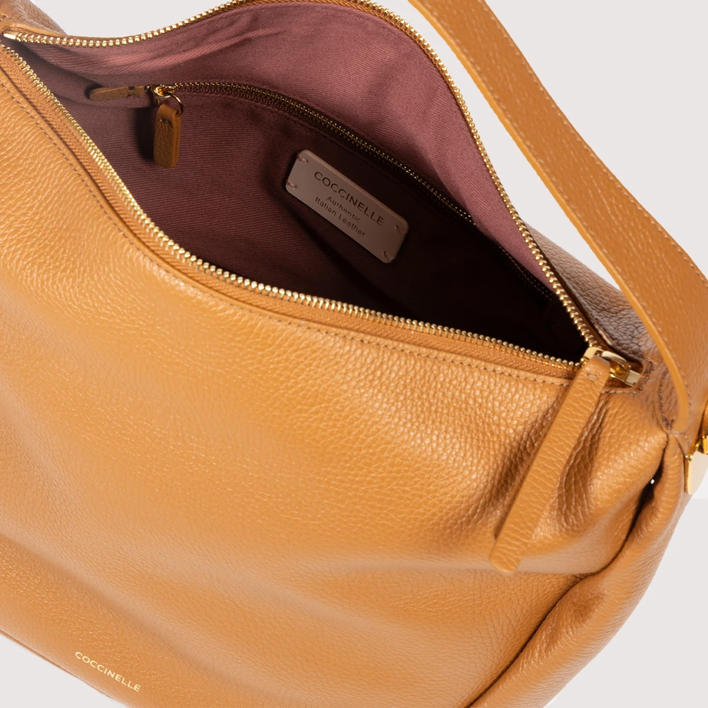 Coccinelle Stijlvolle Tassen Collectie Brown Dames