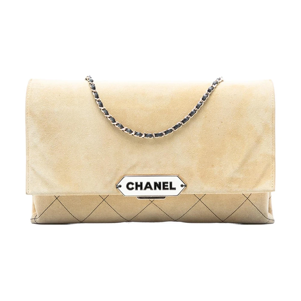 Chanel Vintage Women's Brown Pre-Owned Flap Bag With Chain