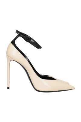 leather-pumps-with-patent-effect