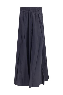 flared-skirt-with-side-pockets