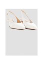 escarpins-blancs-en-cuir-bout-pointu