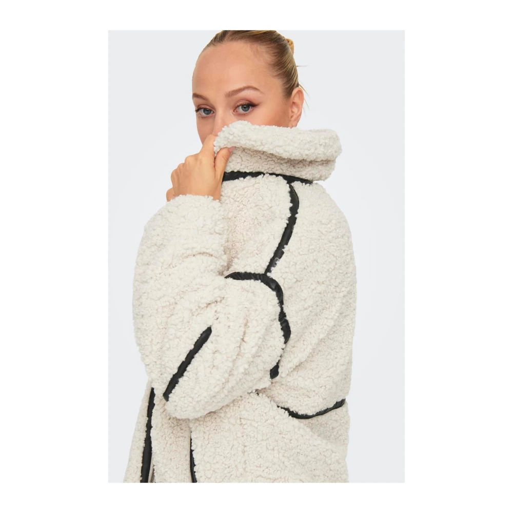 Only Teddy Jack met Spreid Kraag White Dames