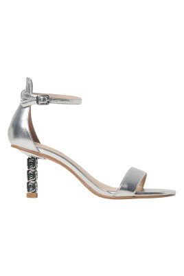 stylish-pump-ale-04