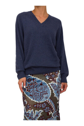 v-neck-knitwear-top
