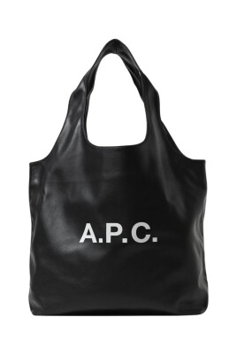 black-leather-tote-bag