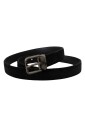 elegante-ceinture-en-cuir-noir-avec-boucle-argentee