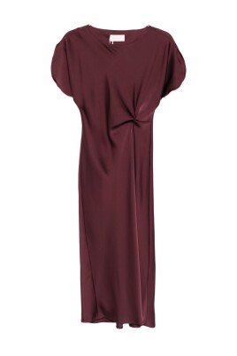 robes-bordeaux-pour-femmes